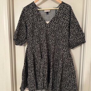 NWT Universal Thread Black Floral Mini Dress Size Large